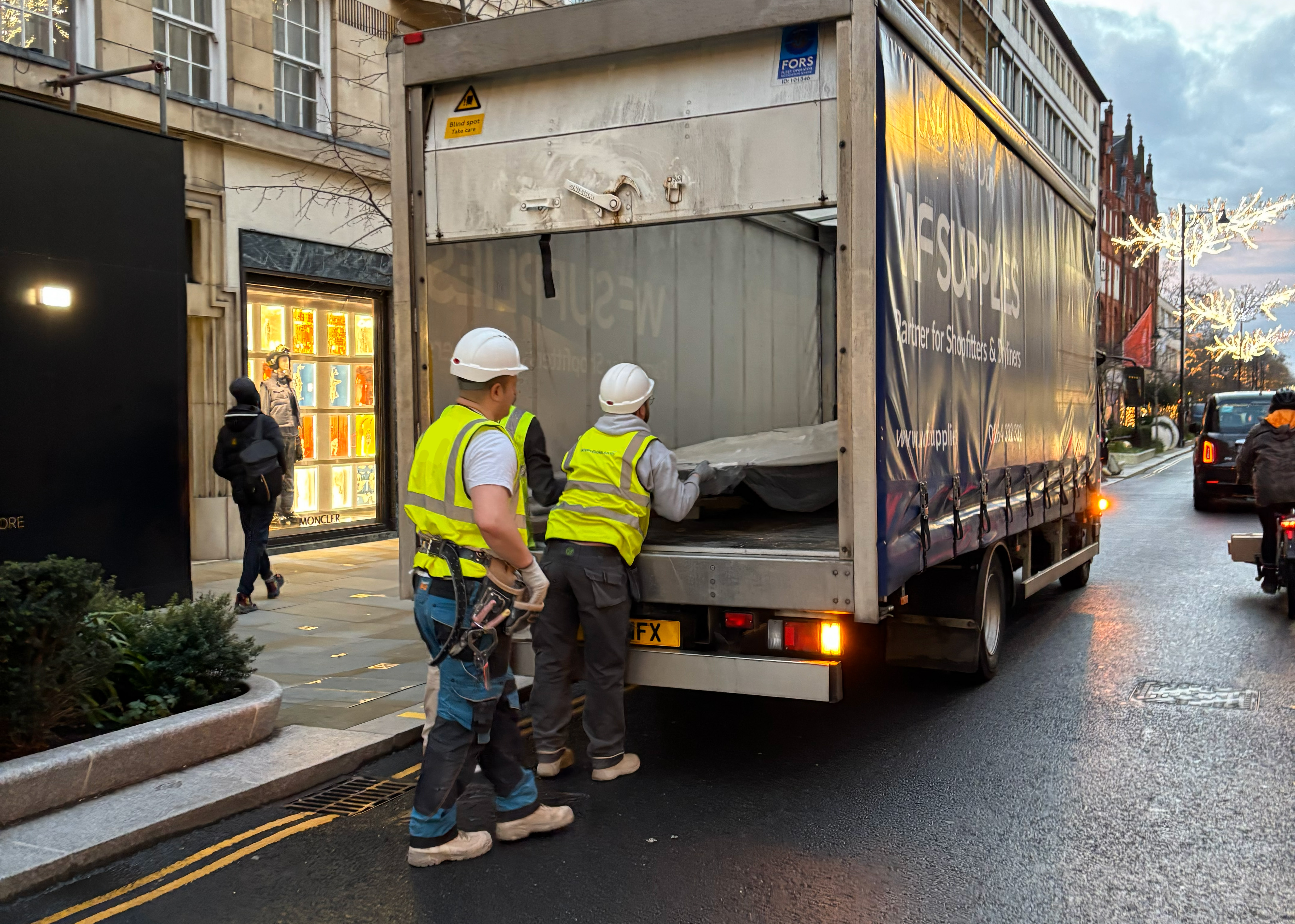 How to Manage Stock on a Busy Site: Inventory Tips from a Supplier’s Perspective